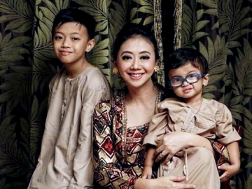 Harus Kuat, Asri Welas Sebut Ramadan Tahun Ini Banyak Tantangan