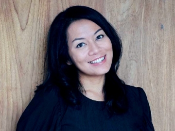 Hari Buku Nasional, Dewi ‘Dee’ Lestari Pinta Pembaca Tak Beli Buku Bajakan