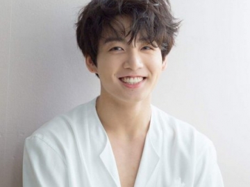 Kocak, Jungkook Tunjukkan Prediksi Perubahan Wajah Member Bangtan Boys di 15 Tahun Kedepan