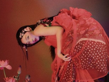 Posting Foto Mulut Penuh Darah, Sulli Diminta Tes Narkoba Hingga Gangguan Mental