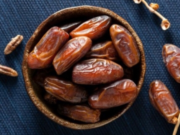 Tak Cuma Jadi Menu Takjil, Yuk Simak 8 Manfaat Kurma Untuk Kecantikan yang Wajib Kamu Tahu