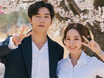 Park Min Young dan Kim Jae Wook Ungkap Adegan Favorit Mereka di Drama 'Her Private Life'