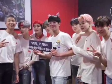 Park Bo Gum Ternyata Beri Kejutan di Konser BTS, Fans Langsung Ikutan Heboh