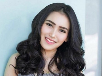 Rumah Ayu Ting Ting Dilempari Celana Dalam Hingga Pembalut Bekas, Netter Malah Soroti Hal Ini