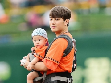 Dikritik Karena Gendong Anak Saat Lakukan Lemparan Pertama, Minhwan F.T. Island Minta maaf