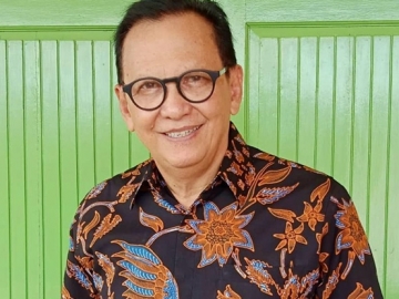 Tetap Aktif Syuting di usia 67 Tahun, Roy Marten Masih Banjir Tawaran Kerja?