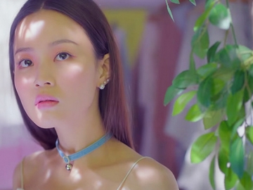 Lagu Duet Bareng B.I Perdana Jadi Juara, Raut Wajah Lee Hi Terima Trofi Tuai Sorotan