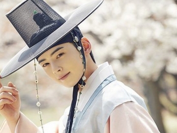 Super Tampan, Intip Penampilan Cha Eun Woo Jadi Pangeran Sekaligus Novelis di Drama Baru
