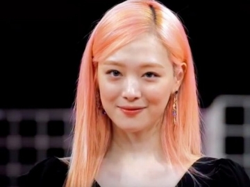 Ungkap Alasannya Sering Tak Pakai Bra di Tempat Umum, Sulli Tuai Pujian Netter