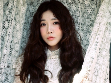 Dikritik Usai Disebut Lakukan Penyiksaan Terhadap Binatang, Lee Haeri Davichi Bela Diri