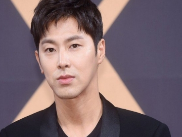 Yunho TVXQ Tampil Modis di Bandara, Komentar Netter Justru di Luar Dugaan