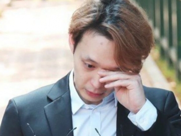 Divonis 2 Tahun Masa Percobaan, Tangis Yoochun di Hadapan Media Malah Bikin Netter Tak Terima