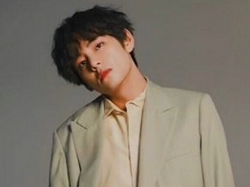 Didapuk Jadi Model Merek Busana Ternama, V BTS Bikin Fans Klepek-Klepek