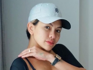 ‘Hempas’ Kritikan Artis Senior, Nikita Mirzani ‘Belanja’ Mobil Langka untuk Anak Ketiga