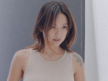 Tak Lagi Muda, Lee Hyori Malah Panen Pujian Usai Tampil Seksi di Majalah