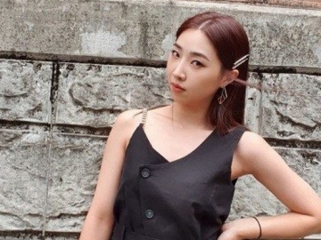 Pose Cantik dengan Busana Serba Hitam, Minzy Dibilang Cocok Perankan Karakter 'Mulan'