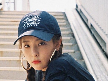 Pakai Crop Top, Abs Seksi Seulgi Red Velvet Siap Pukau Netizen