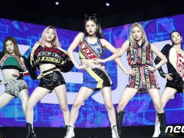 Gelar Showcase, ITZY Ungkap Peran Park Jin Young di Title Track 'ICY' dan Syuting MV di LA