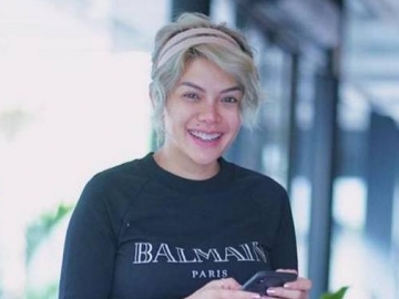 Nikita Mirzani Girang Biayai Liburan Mahal Sendiri, Malah Peroleh Banyak Peringatan