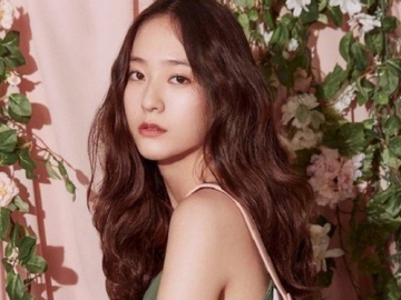 Biasa Judes, Senyum Manis Krystal di Konser SMTOWN Jepang Bareng f(x) Tuai Sorotan