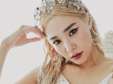 Disindir Usai Nyanyikan Lagu Berbahasa Inggris di Konser Solo, Tiffany Malah Dibela Netter