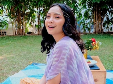 Aneh, Nagita Slavina Ketahuan Pakai Sepatu Beda Sebelah Malah Disebut Trend Fashion