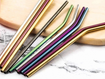 Bukan Cuma Kekinian, 8 Manfaat Ini Bakal Bikin Tergerak Pakai Sedotan Stainless