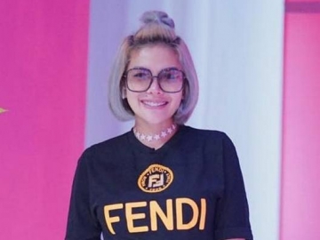 Sebut Farhat Abbas Gila, Nikita Mirzani Minta Netter Lenyapkan Akun Instagram Si Pengacara