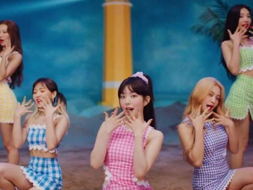 Busana Red Velvet Sempat Diduga Plagiat, Desainer Paris Starn dan SM Damai dan Bakal Kolaborasi