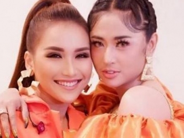  Dewi Persik Kangen Ayu Ting Ting, Netter Tertawa Nyinyir