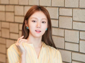 Susul Ahn Hyo Seop, Lee Sung Kyung Pertimbangkan Gabung 'Romantic Doctor Kim' Season 2