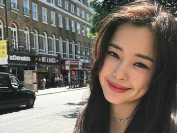 Unggahan Instagram Ini Disebut Jadi Kode Honey Lee Putus dengan Kekasihnya, Seperti Apa?