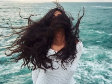 Perhatikan, 8 Kebiasaan Ini Bakal Bikin Rambut Rusak