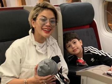 Nikita Mirzani Tertawa Tas Branded Diseret Azka di Jalan, Harga Fantastis Bikin 'Jantungan'