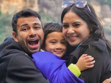 Raffi Ahmad Sibuk Keluar Kota, Nagita Slavina Ngaku Lagi Pacaran Sama Sosok Ini