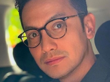  Masih Bersinar Di Dunia Hiburan, Ini Kunci Awet Muda Gunawan