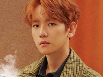 Jalan Pincang Hingga Dibantu Pengawal, Penjelasan Baekhyun Soal Kakinya Malah Bikin Malu