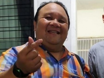  Diabetes Buat Kakinya Bengkak, Rony Dozer Dirawat Di Rumah Sakit 