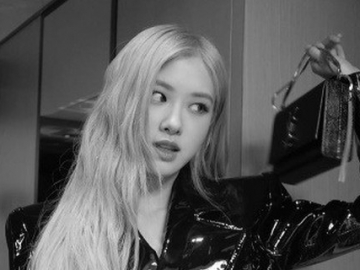 Rose BLACKPINK Keren Unggah Foto Berbusana Serba Hitam, Netter: Super Cantik
