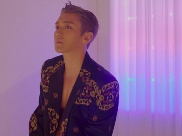 Meski Banyak Uang, Choi Siwon Akui Sedih Handphonenya Rusak