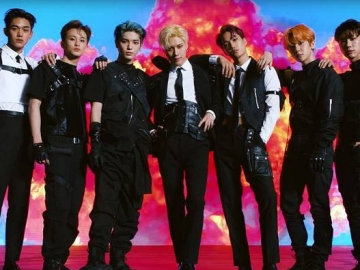 Santai Umbar Abs Usai Rilis MV Debut, SuperM Bikin Fans Heboh