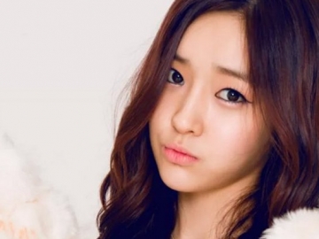 Usai Ngaku Hamil, Ahreum Eks Tiara Pamer Foto Pre Wedding dan Ungkap Wajah Calon Suami