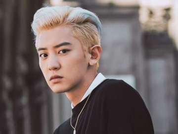 Chanyeol EXO Tampil Seksi di Pemotretan, Fans Histeris Bukan Main