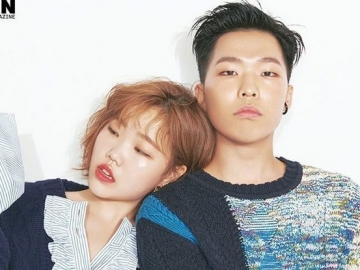 Ingat Hidup Susah Hingga Tak Mampu Sekolahkan Anak, Ibu Duo AKMU Bikin Netter Ikut Mewek