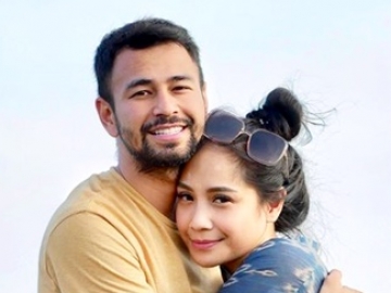 Raffi Ahmad Unjuk Suara Nyanyi Bareng Istri Usai Mobil ‘Hangus’ Dilahap Api, Tuai Respon Begini