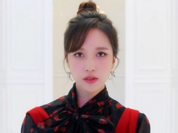 Kembali Kejutkan Penggemar, Mina Muncul Saat Konser Solo Twice di Jepang