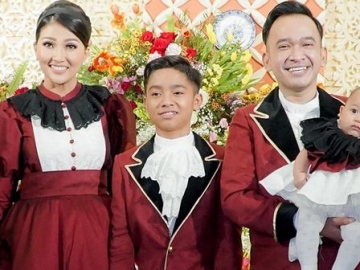 Posting Foto Baru Keluarga Kecilnya, Ruben Onsu Bahagia Maksimal