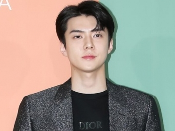 Sehun EXO Unggah Potret Ganteng di Instagram, Sosok Ini Justru Bikin Netter Penasaran
