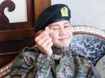 Bikin Ngakak, Yoseob Highlight Sindir Staf Agensinya Gara-Gara Foto Kocak Ini