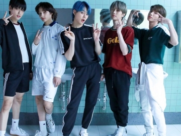  Seventeen-Monsta X Cs Sukses Debut di Bawah Agensi Kecil, Nama TXT Justru Lebih Tuai Sorotan